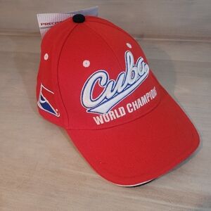 Cuba World Champions Official Merchandise Daring Imagen Baseball Cap Red NEW